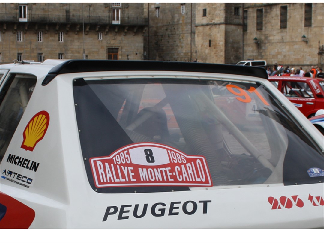 Spoiler_Posteriore_Peugeot_205_T16_T26 (2)